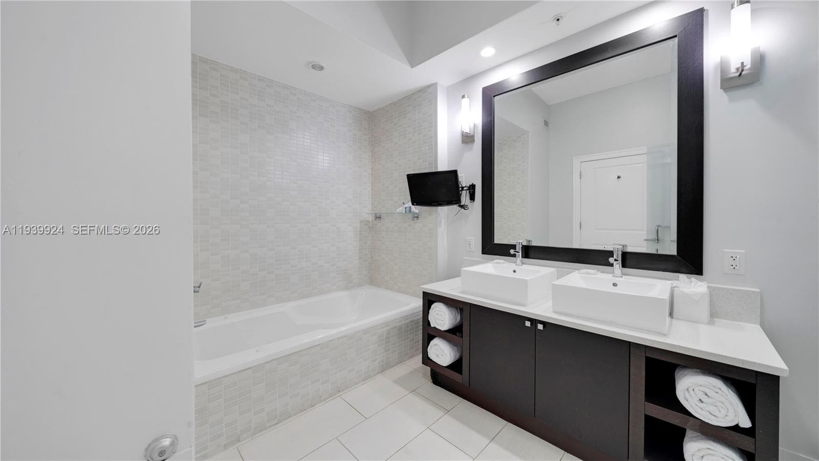 5300 NW 87th Ave # 1510, Doral FL 33178 — 10