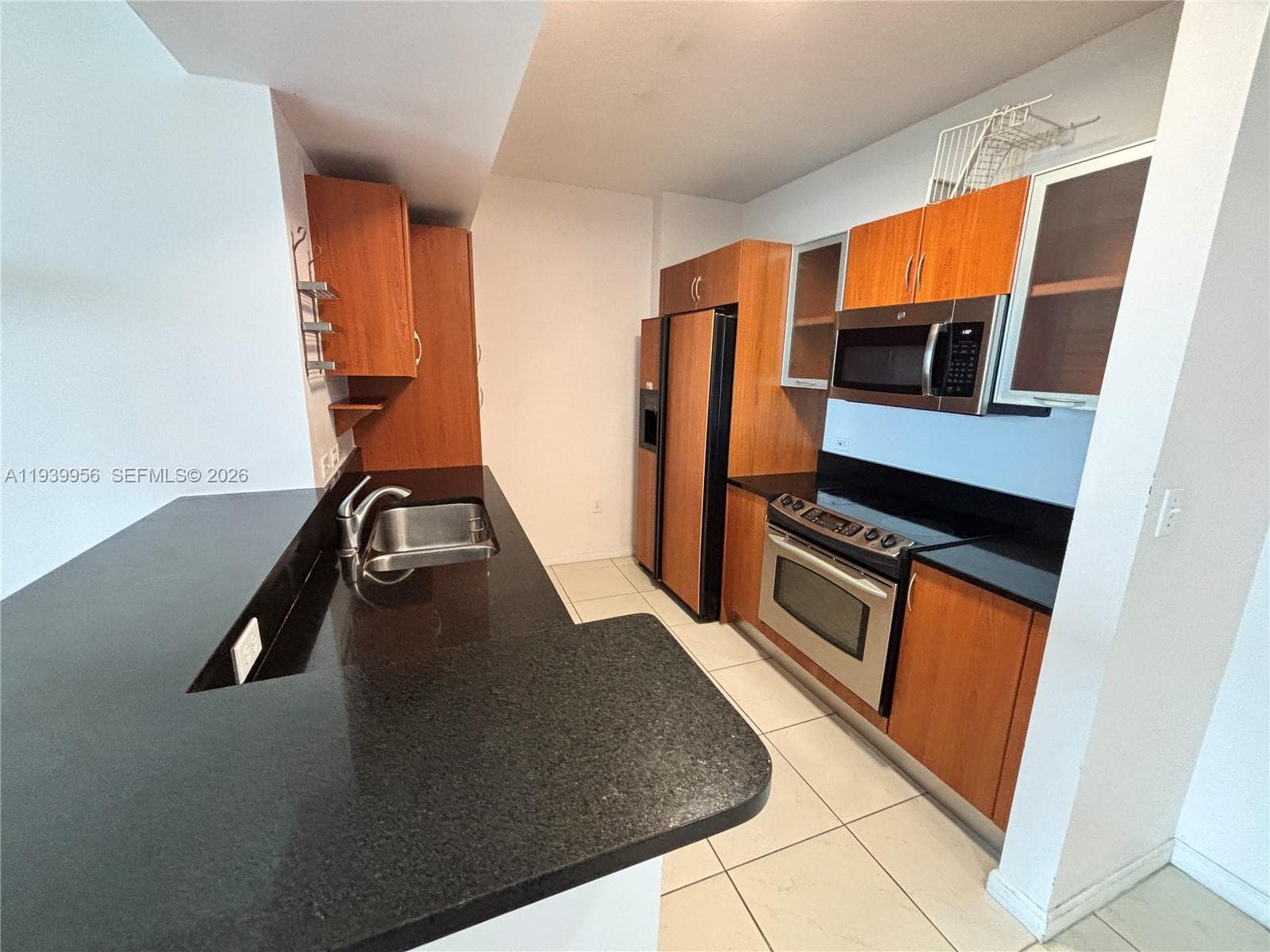 2775 NE 187th St # 403, Aventura FL 33180 — 9