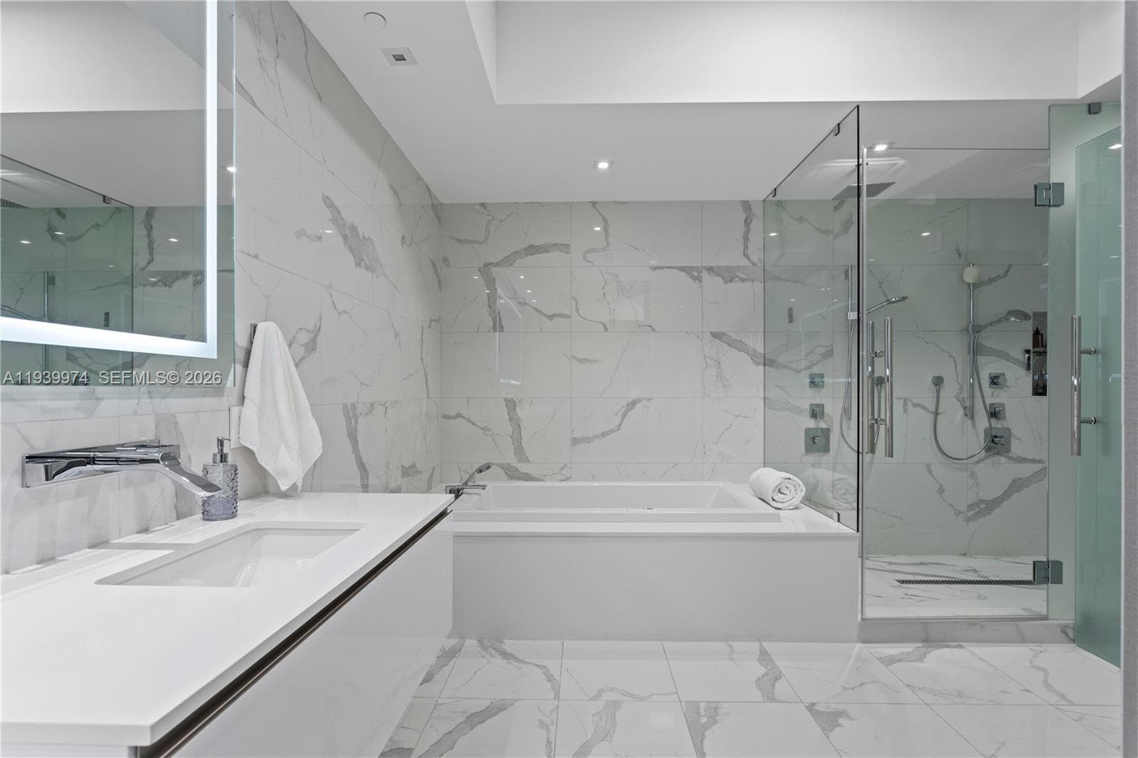5500 Island Estates Dr # 602, Aventura FL 33160 — 33
