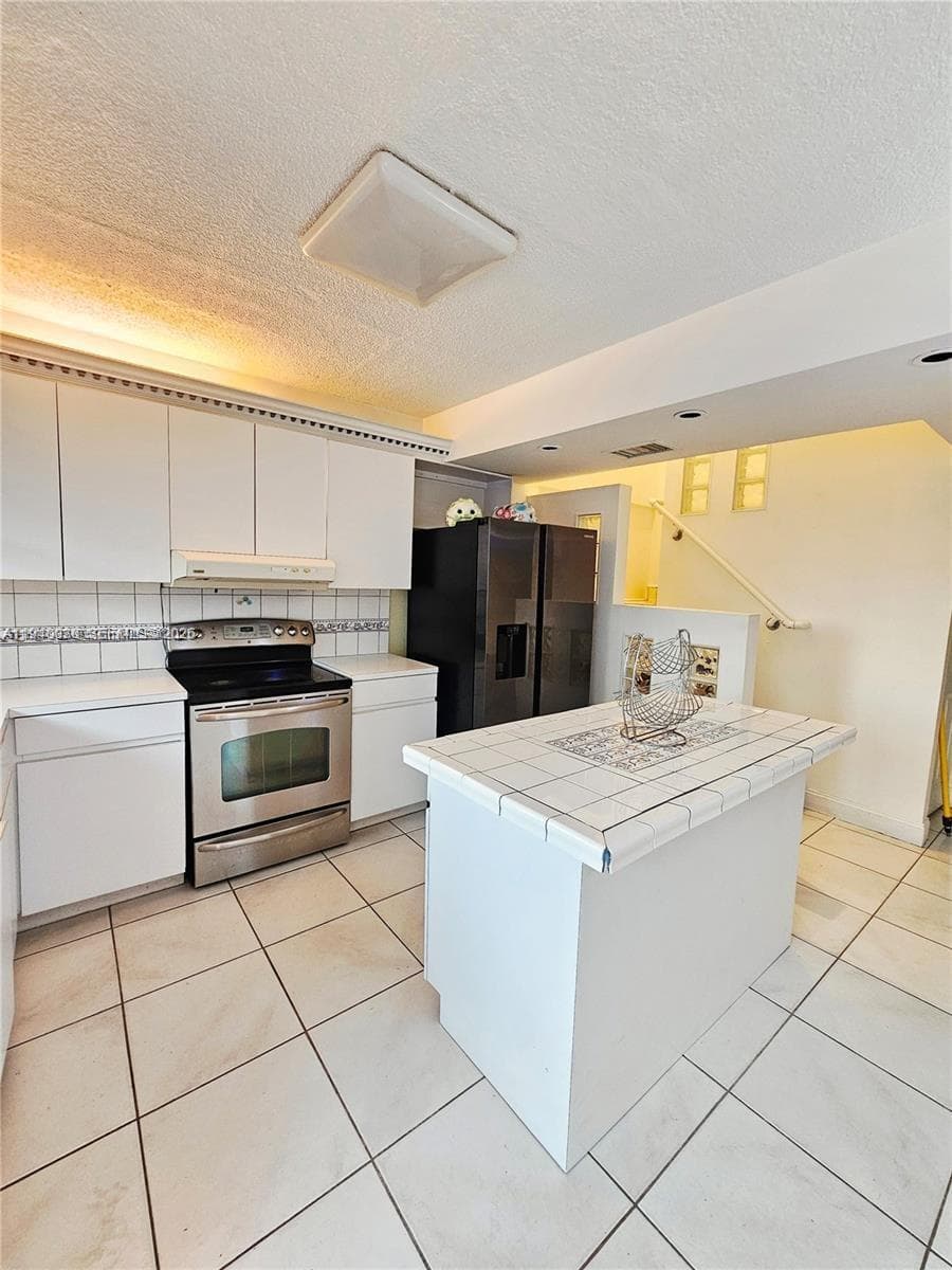 3494 E 4th Ave # 1207, Hialeah FL 33013 — 6