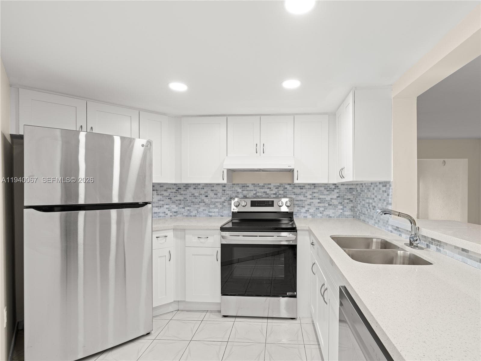 10249 NW 9th St Cir # 8, Miami FL 33172 — 4