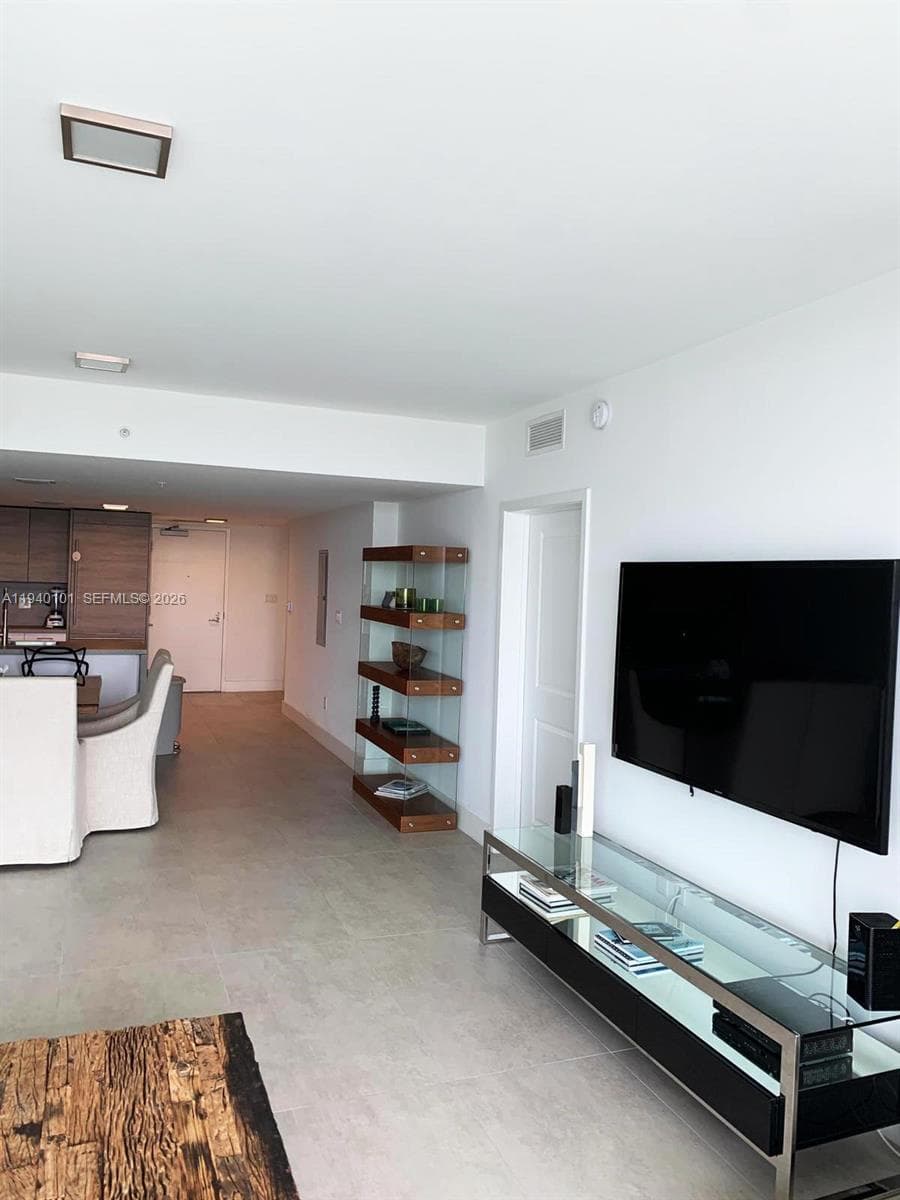400 Sunny Isles Blvd # 1120, Sunny Isles Beach FL 33160 — 5