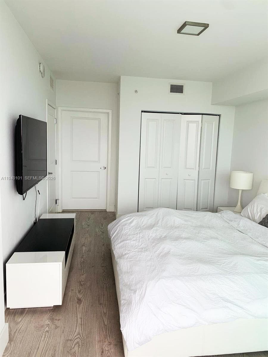 400 Sunny Isles Blvd # 1120, Sunny Isles Beach FL 33160 — 15