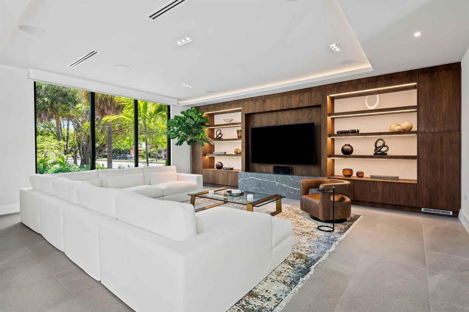 5288 Alton Road, Miami Beach FL 33140 — 3