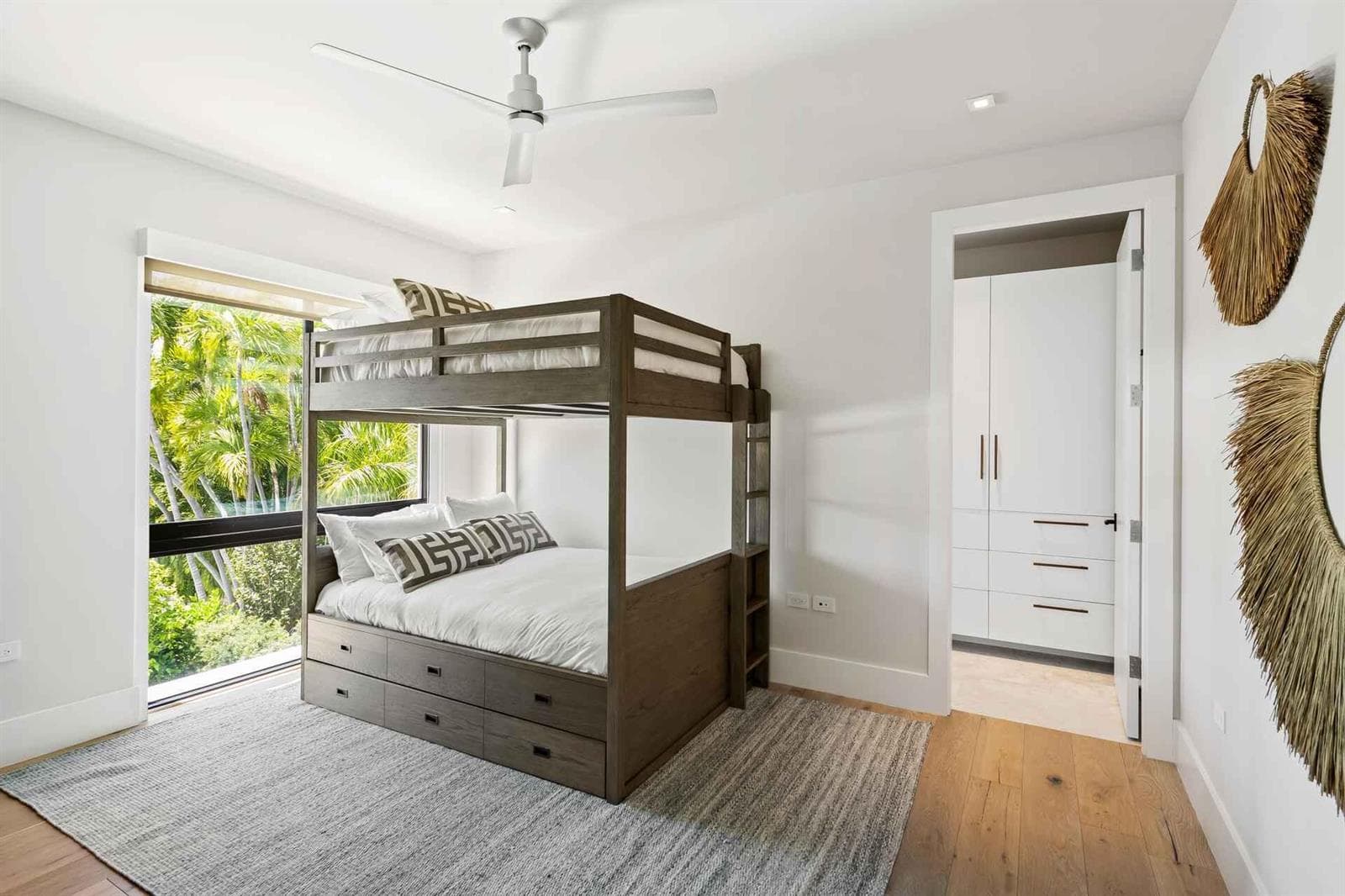 5288 Alton Road # 2, Miami Beach FL 33140 — 18
