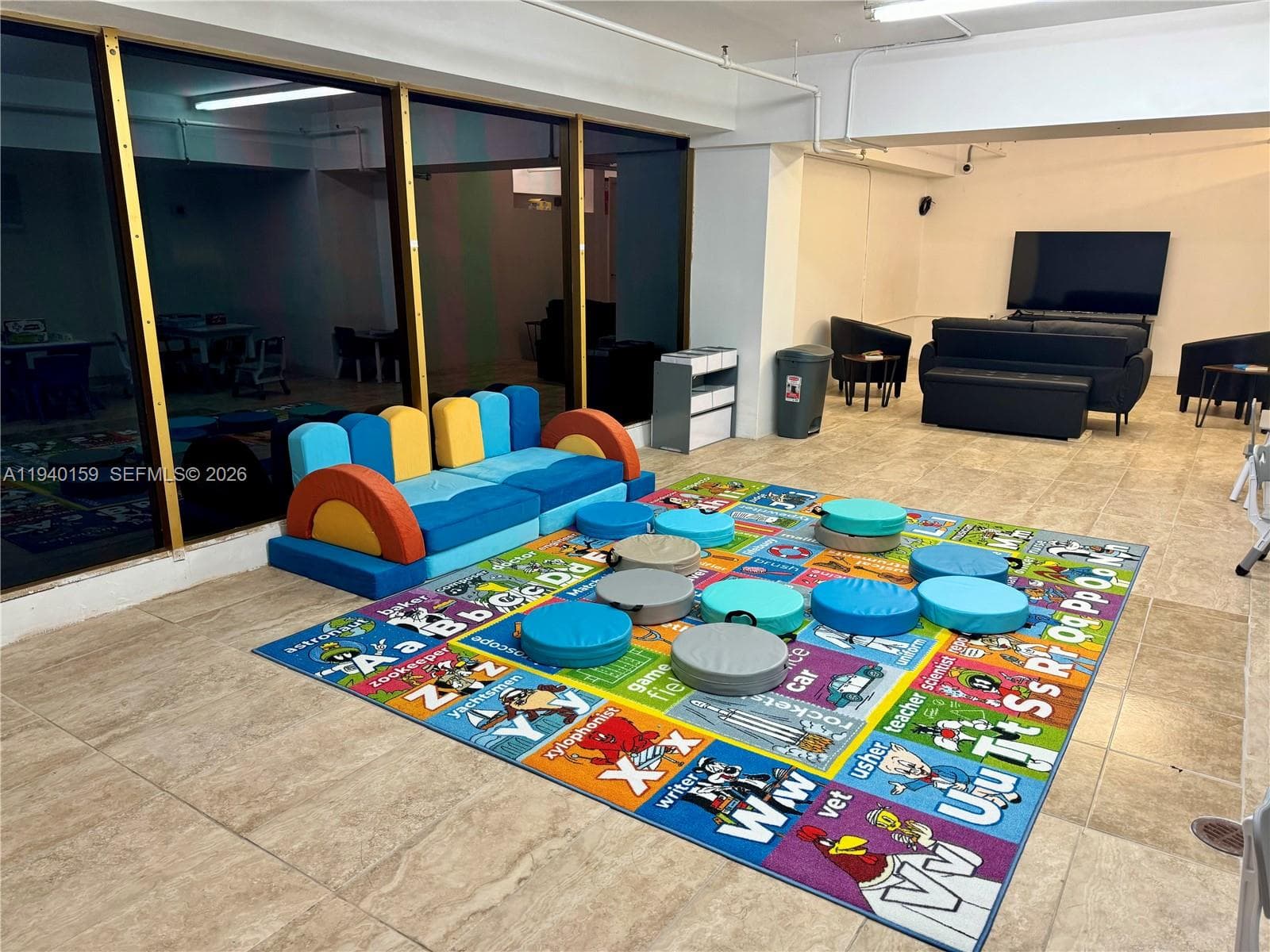 100 Lincoln Rd # 1230, Miami Beach FL 33139 — 26