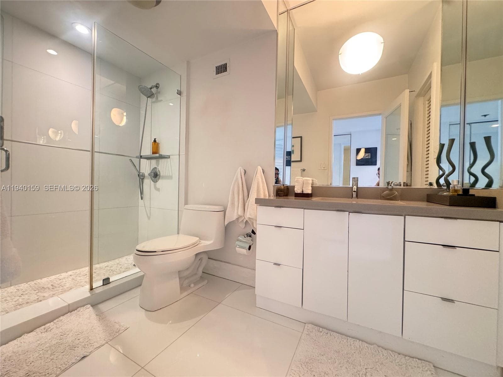 100 Lincoln Rd # 1230, Miami Beach FL 33139 — 14