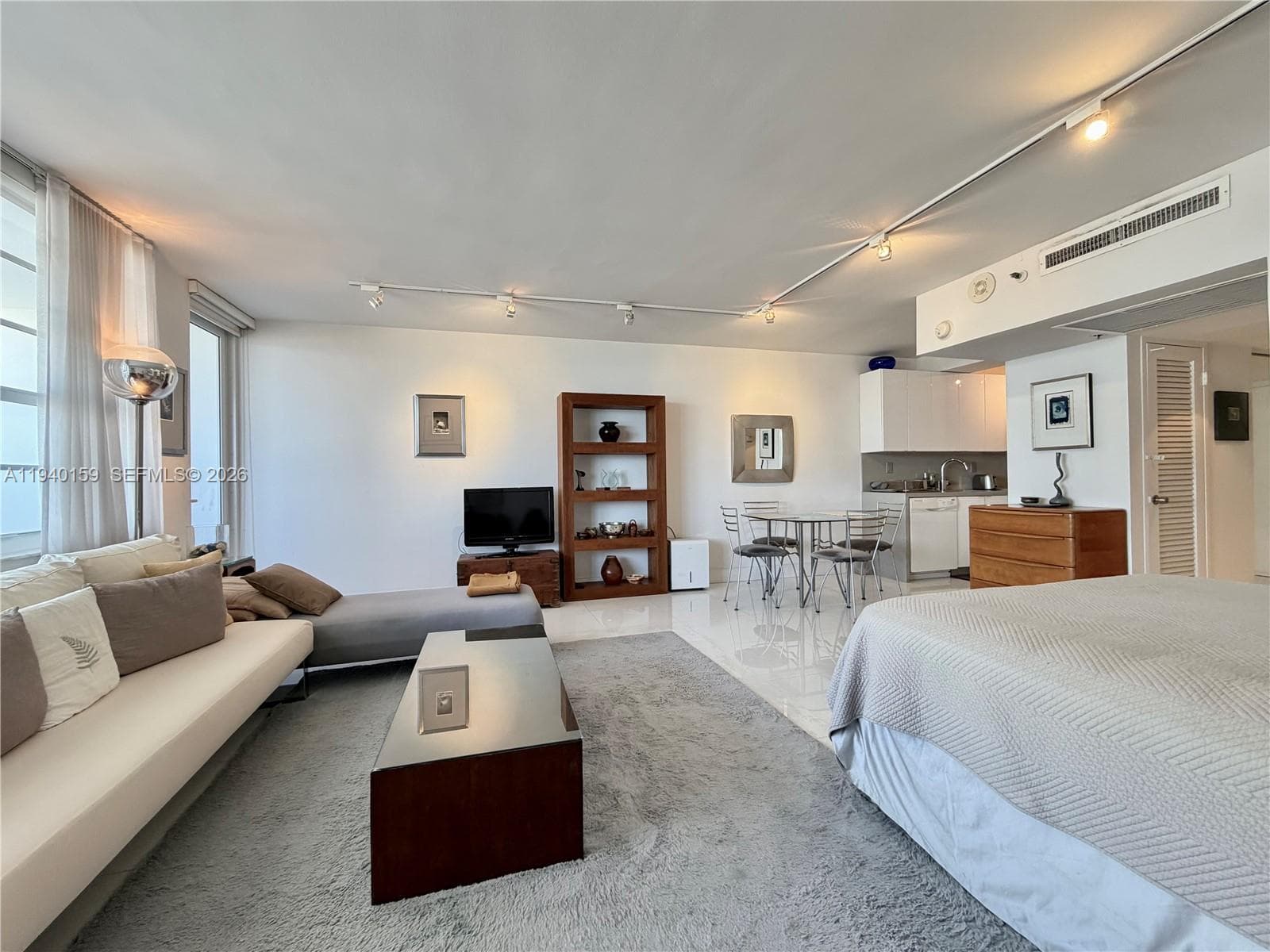 100 Lincoln Rd # 1230, Miami Beach FL 33139 — 19