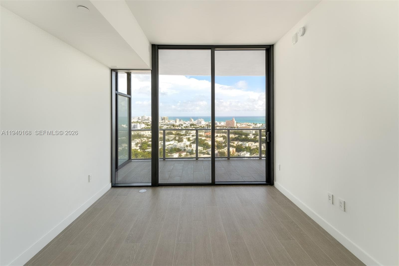 500 Alton Rd # 2207, Miami Beach FL 33139 — 11