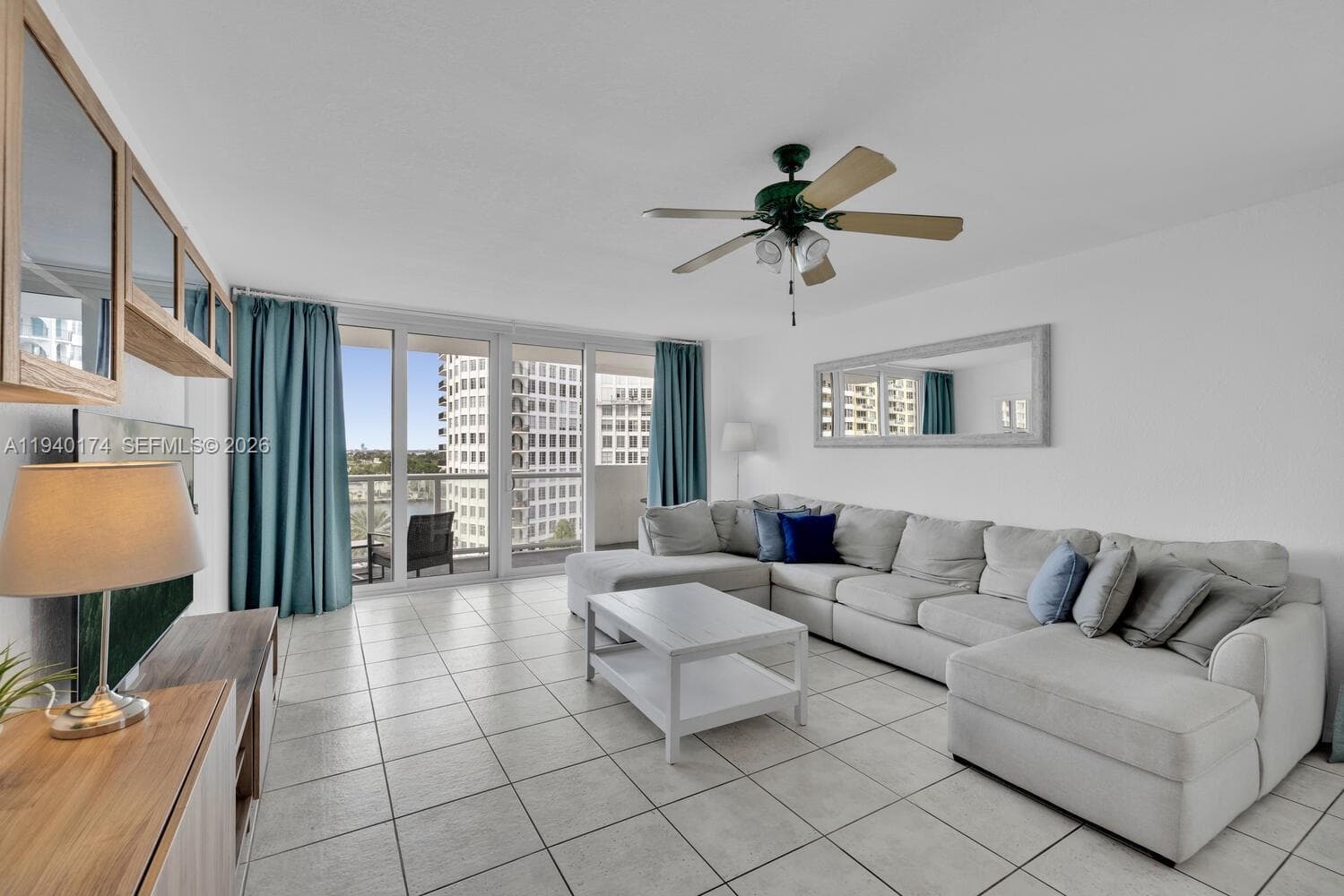 5601 Collins Ave # 825, Miami Beach FL 33140 — 2