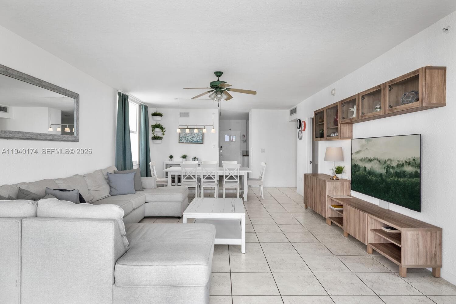 5601 Collins Ave # 825, Miami Beach FL 33140 — 5
