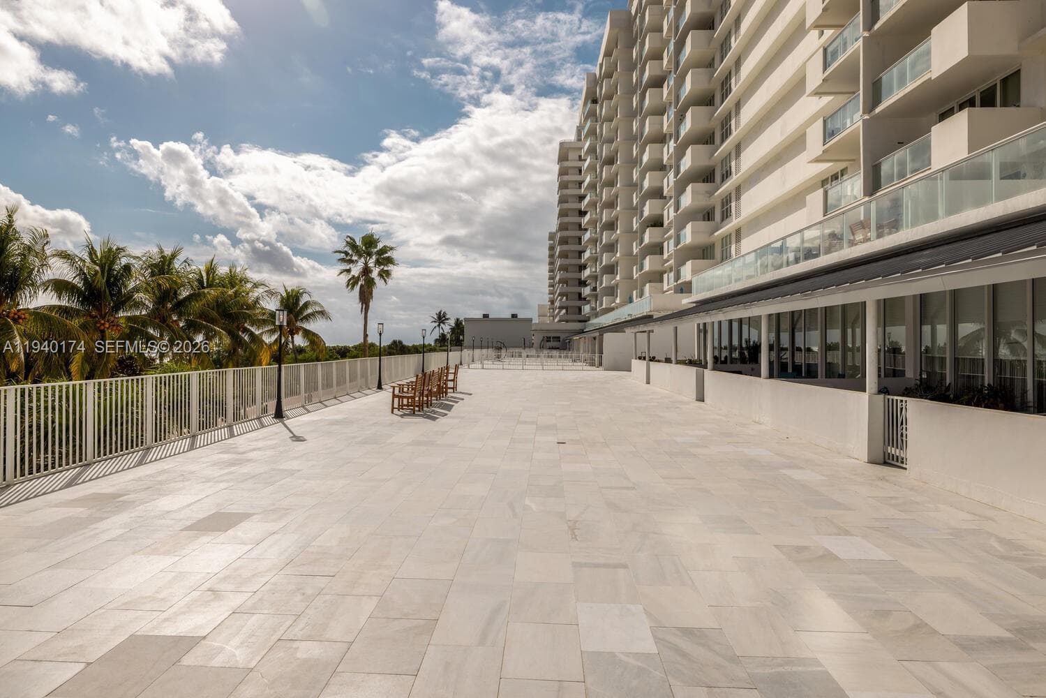 5601 Collins Ave # 825, Miami Beach FL 33140 — 35