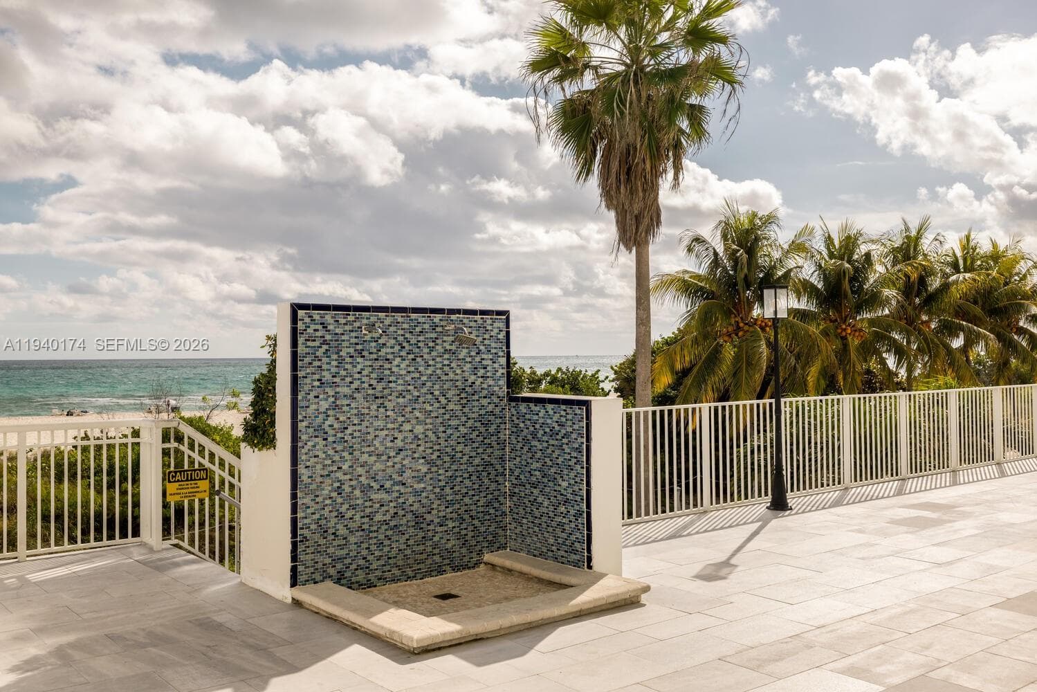 5601 Collins Ave # 825, Miami Beach FL 33140 — 39
