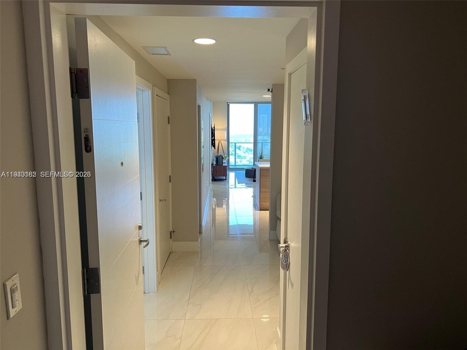16385 Biscayne Blvd # 2017, North Miami Beach FL 33160 — 6