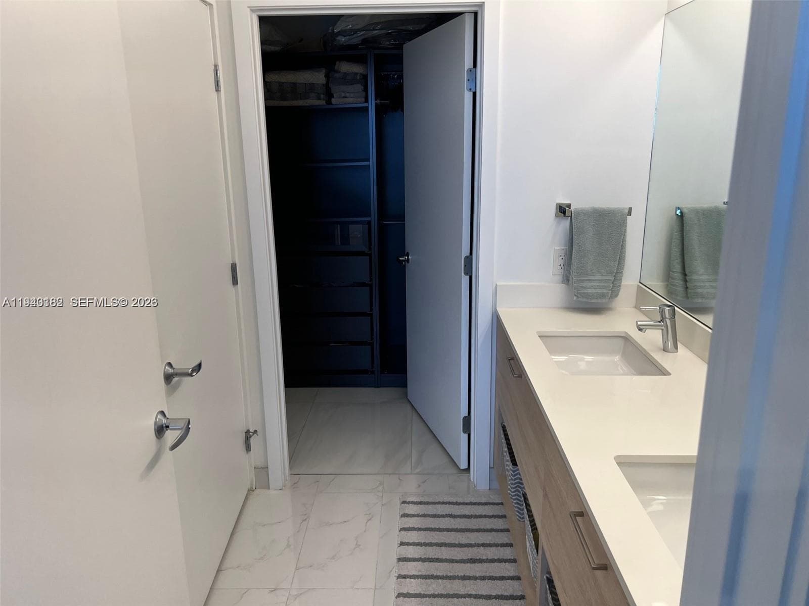 16385 Biscayne Blvd # 2017, North Miami Beach FL 33160 — 13