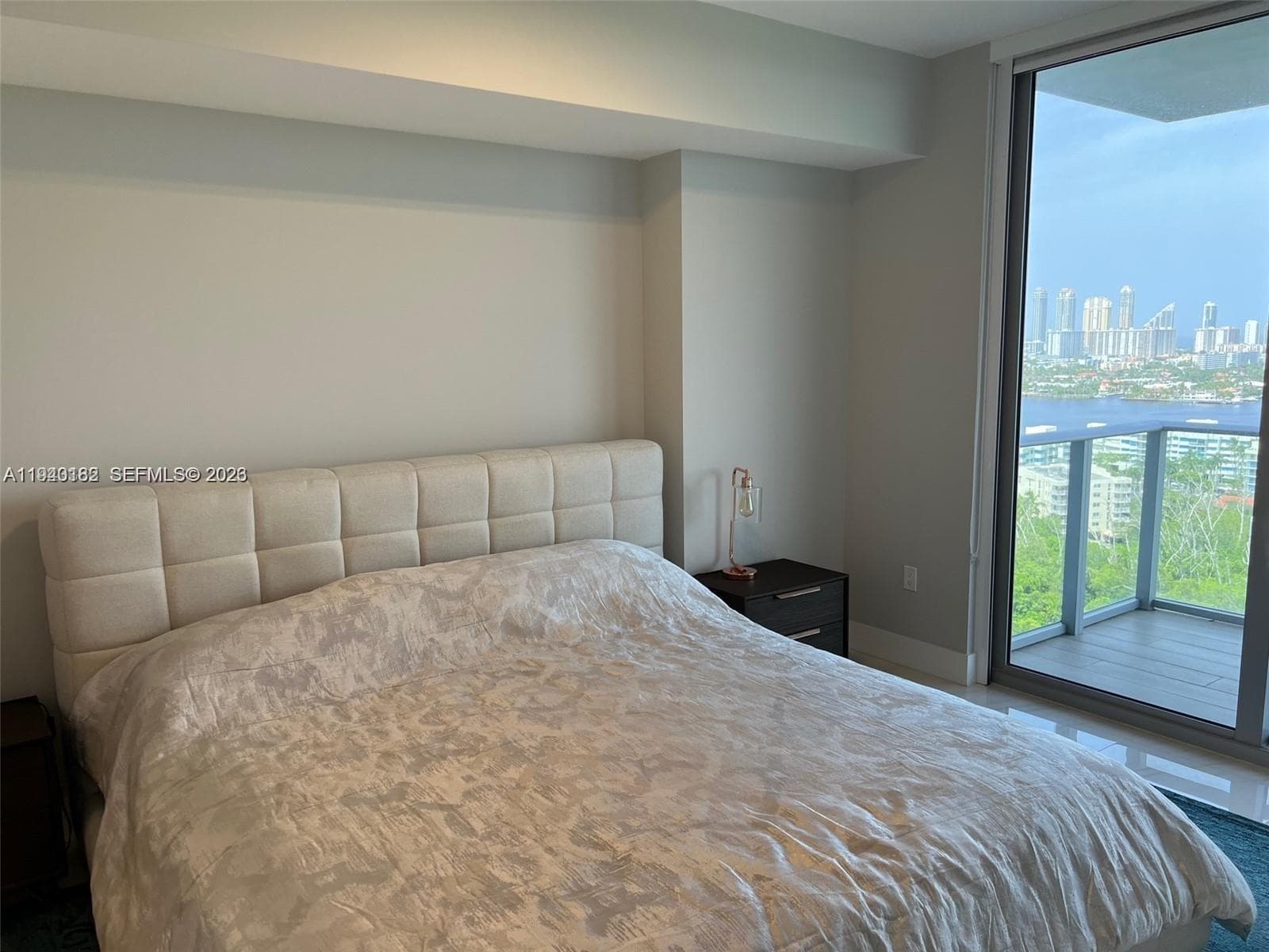 16385 Biscayne Blvd # 2017, North Miami Beach FL 33160 — 11