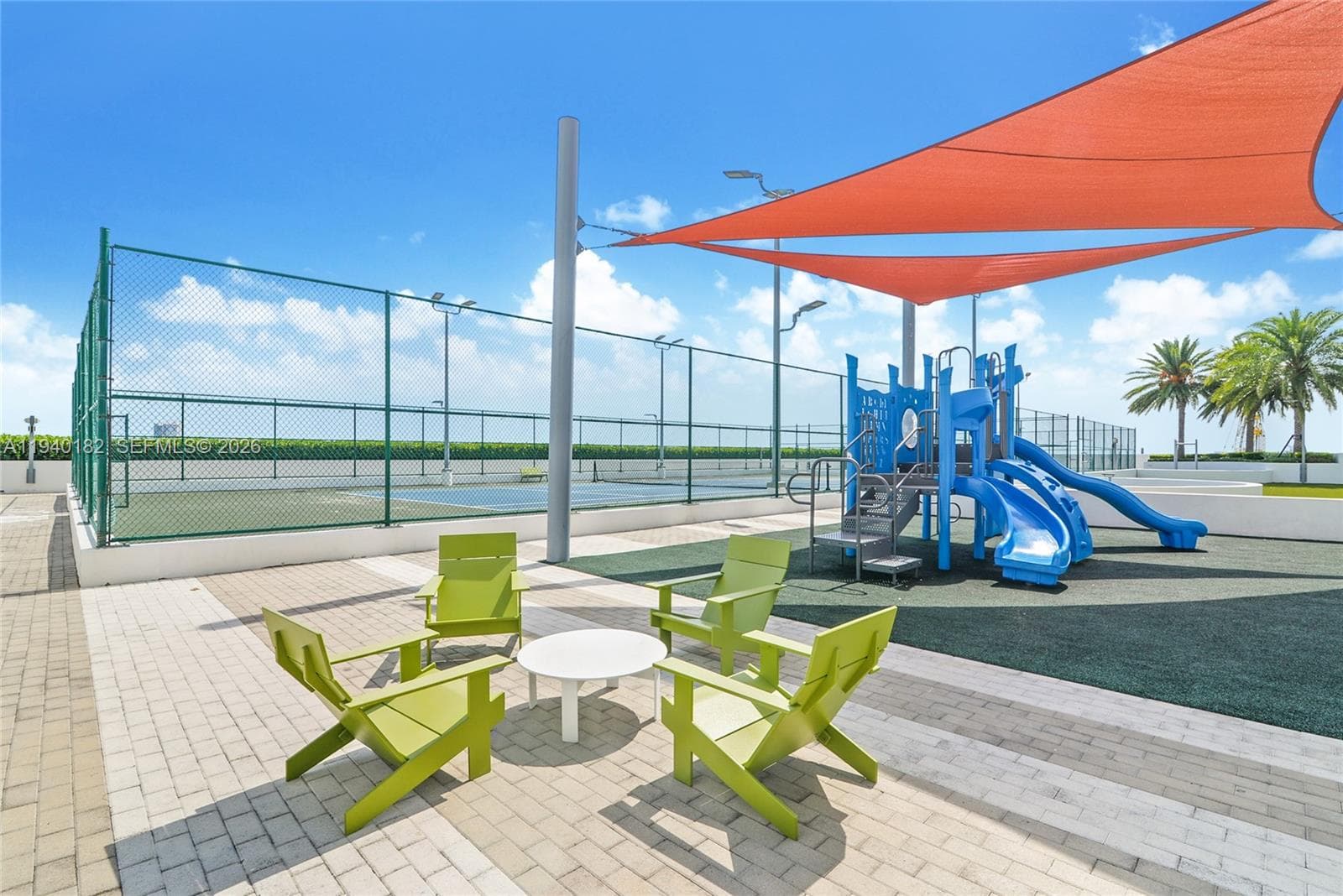 16385 Biscayne Blvd # 2017, North Miami Beach FL 33160 — 21