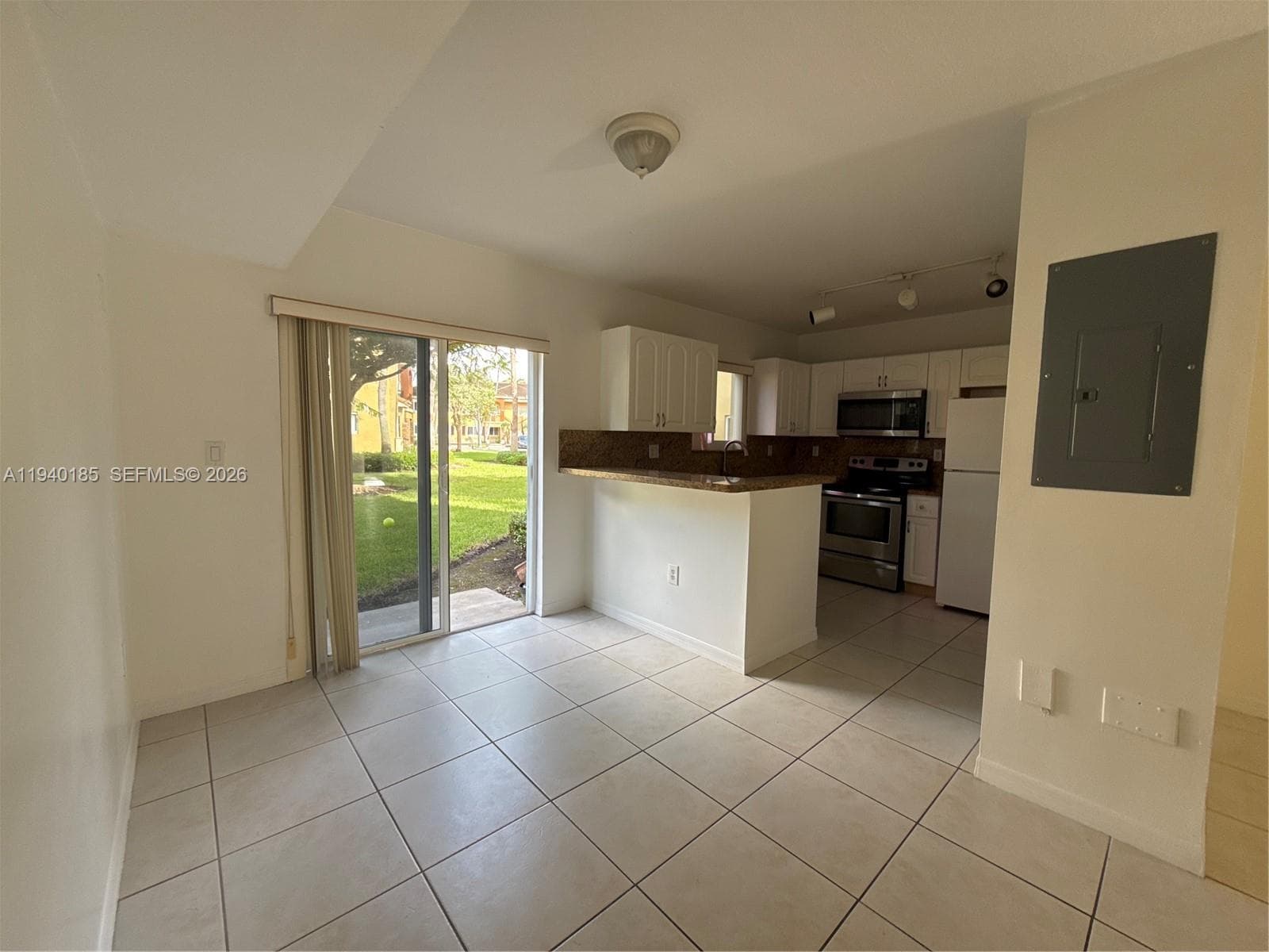 935 NE 33rd Terr # 104, Homestead FL 33033 — 3