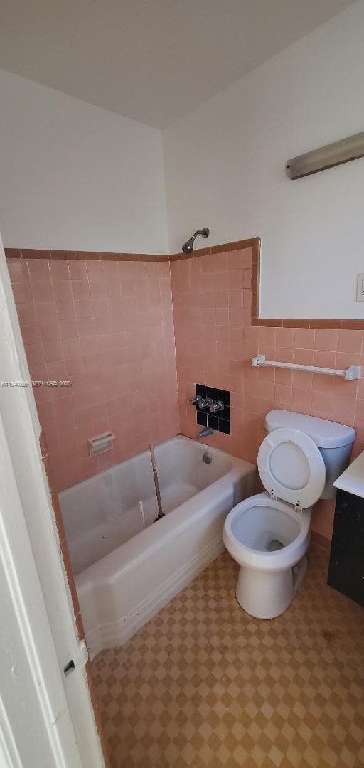 346 86th St # 6, Miami Beach FL 33141 — 4