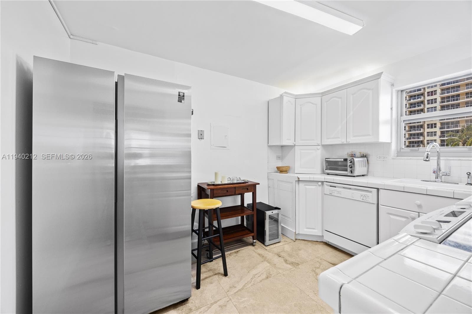 5555 Collins Ave # 4B, Miami Beach FL 33140 — 9