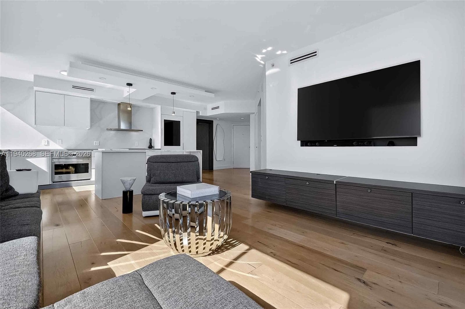 1330 West Ave # 3014, Miami Beach FL 33139 — 6