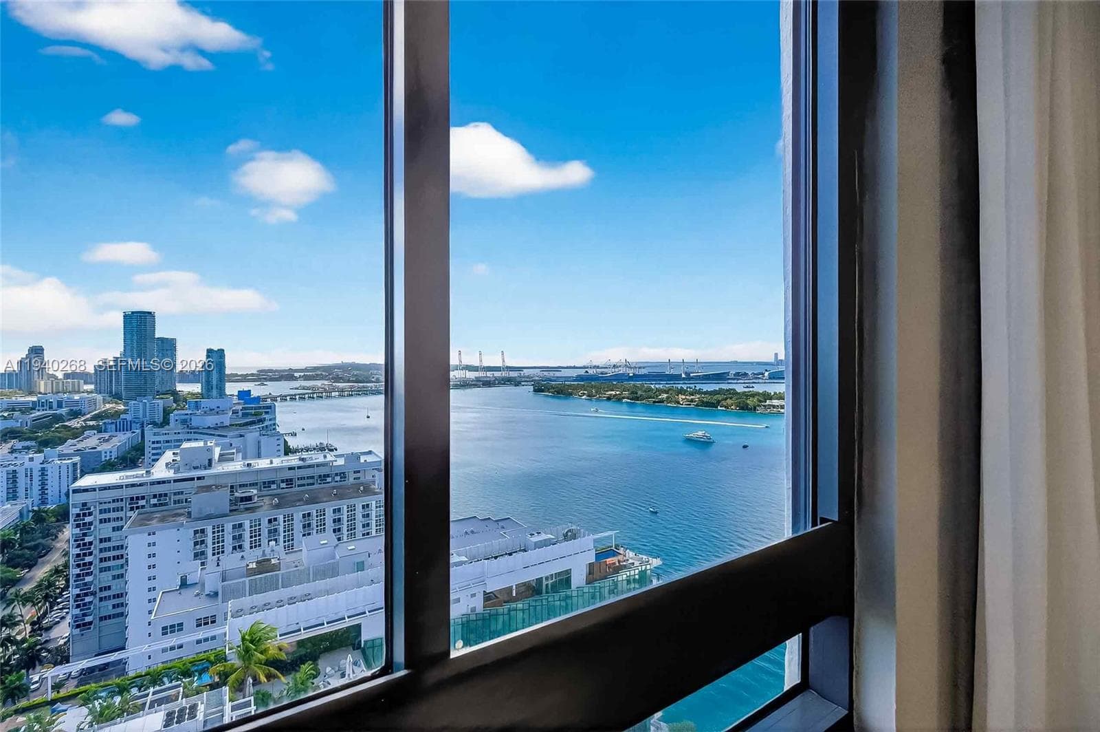 1330 West Ave # 3014, Miami Beach FL 33139 — 17