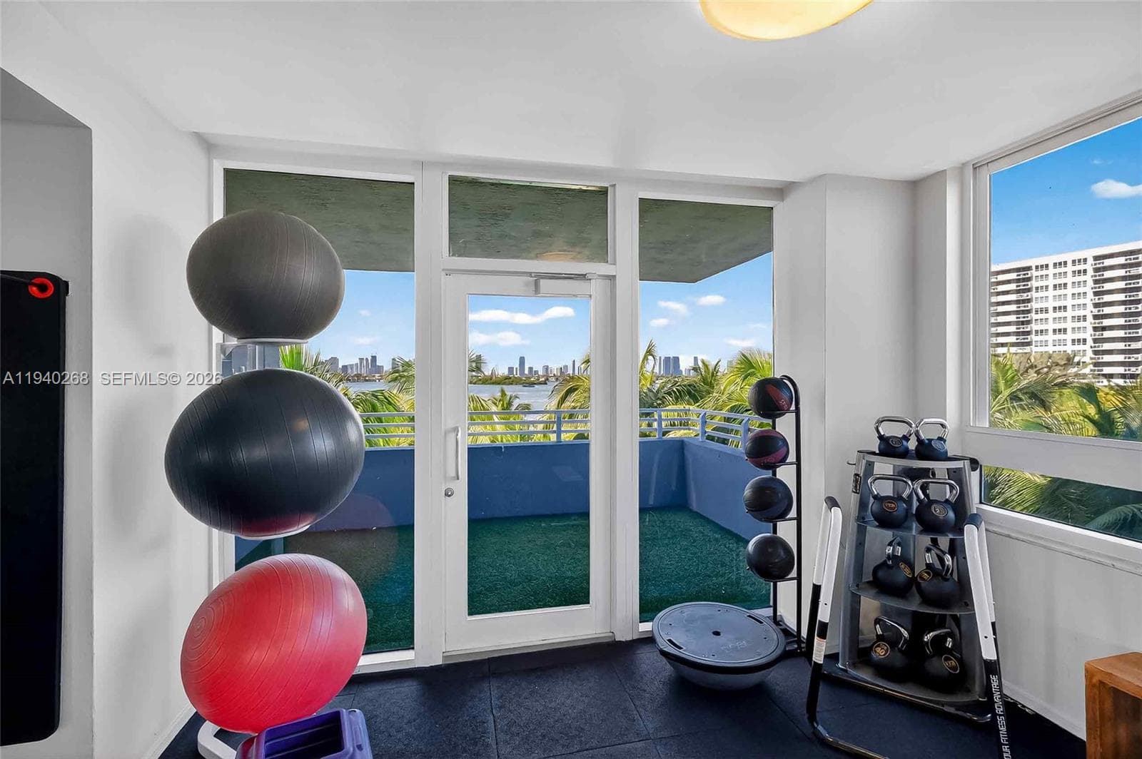 1330 West Ave # 3014, Miami Beach FL 33139 — 57