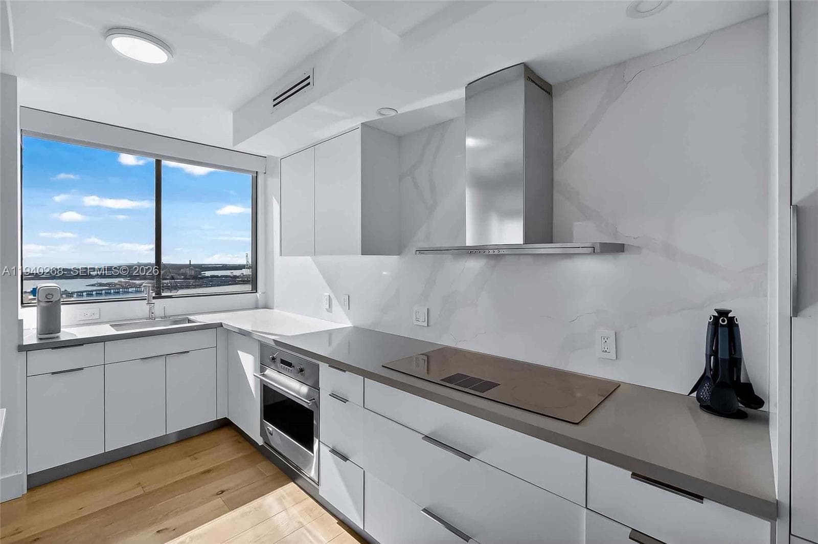 1330 West Ave # 3014, Miami Beach FL 33139 — 9