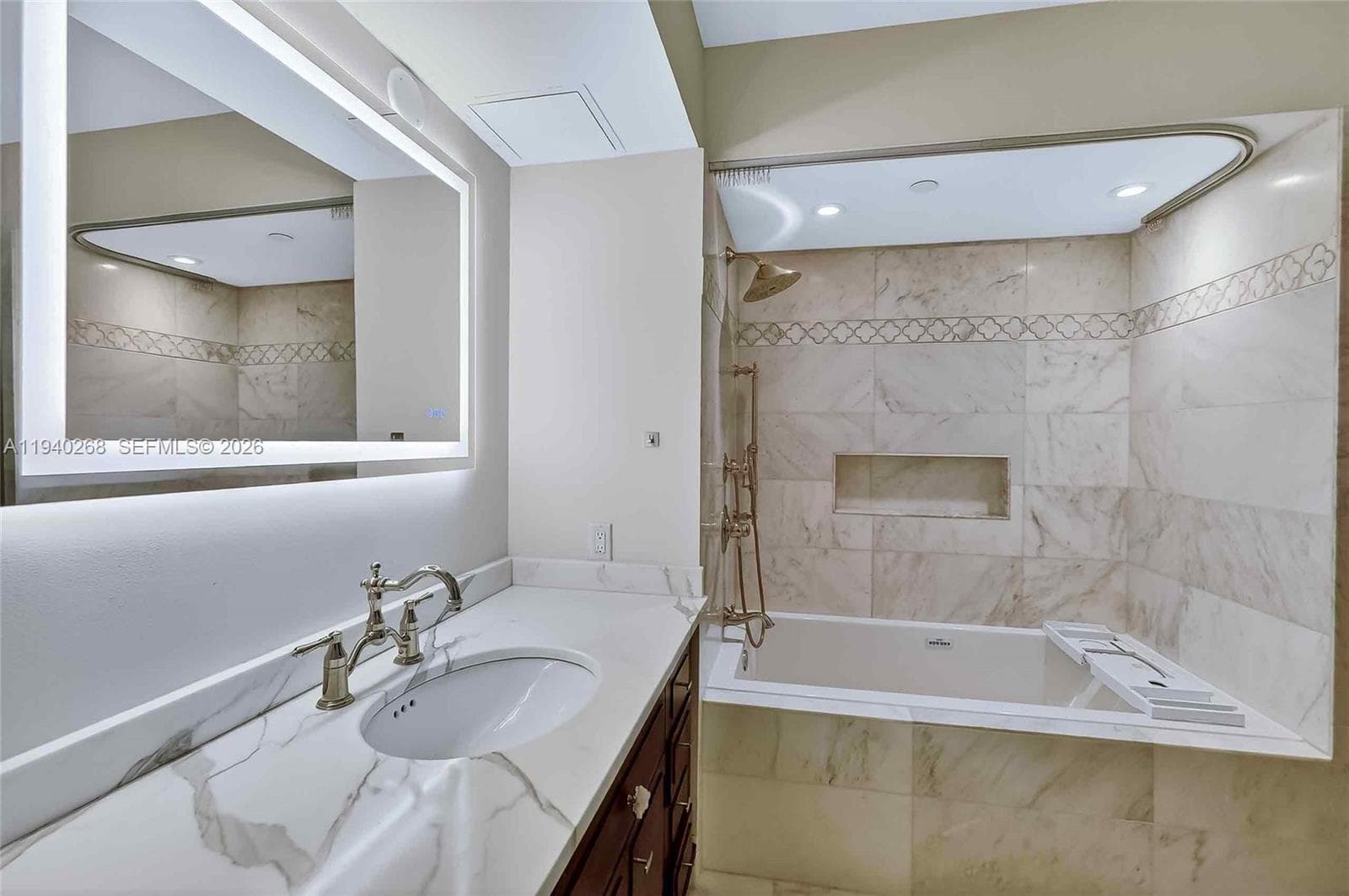 1330 West Ave # 3014, Miami Beach FL 33139 — 30