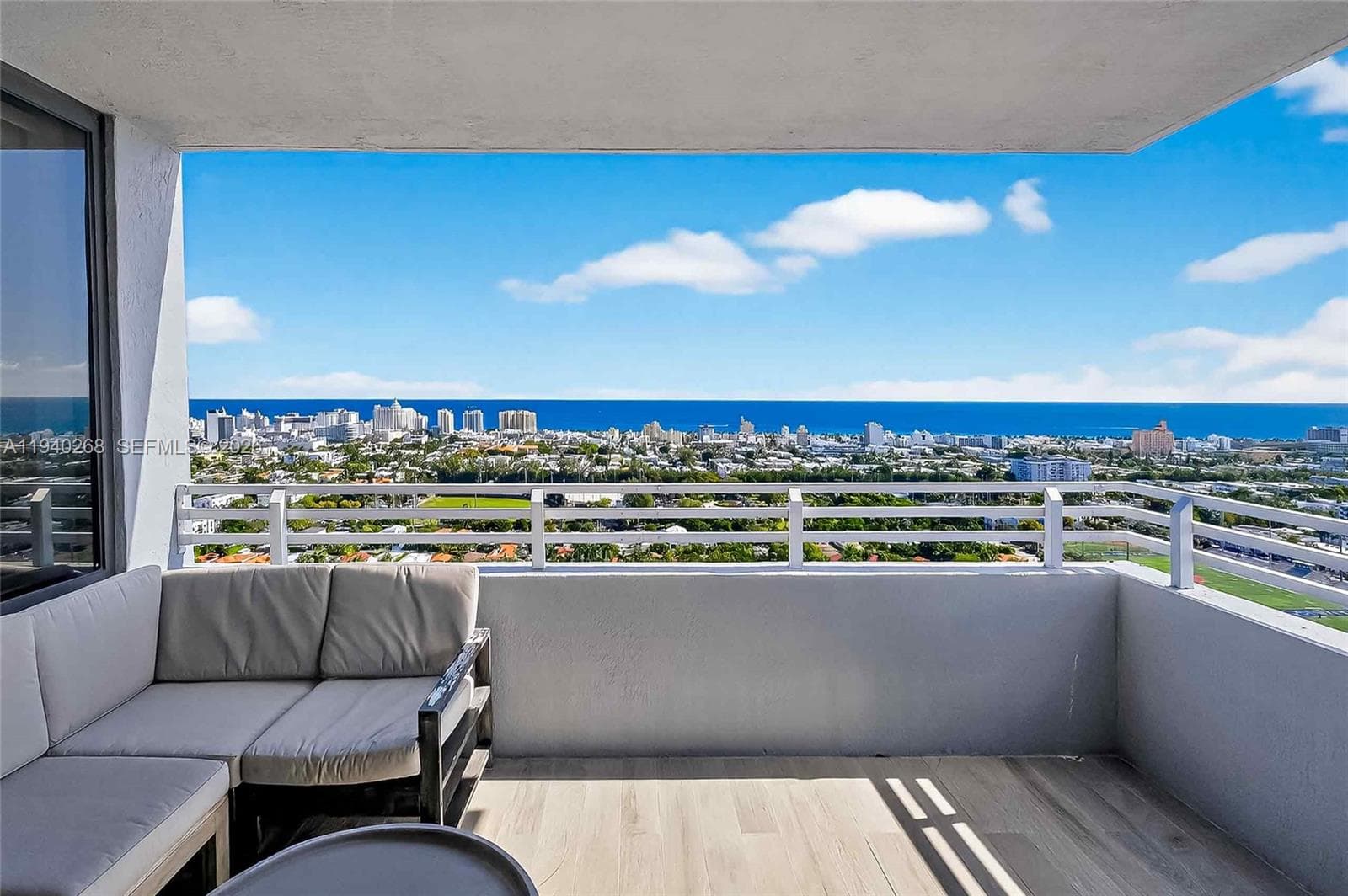 1330 West Ave # 3014, Miami Beach FL 33139 — 33