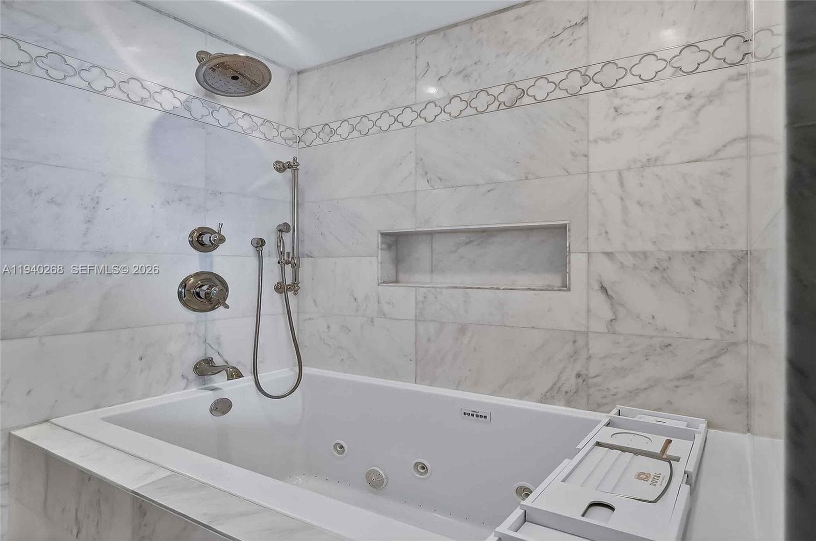 1330 West Ave # 3014, Miami Beach FL 33139 — 31