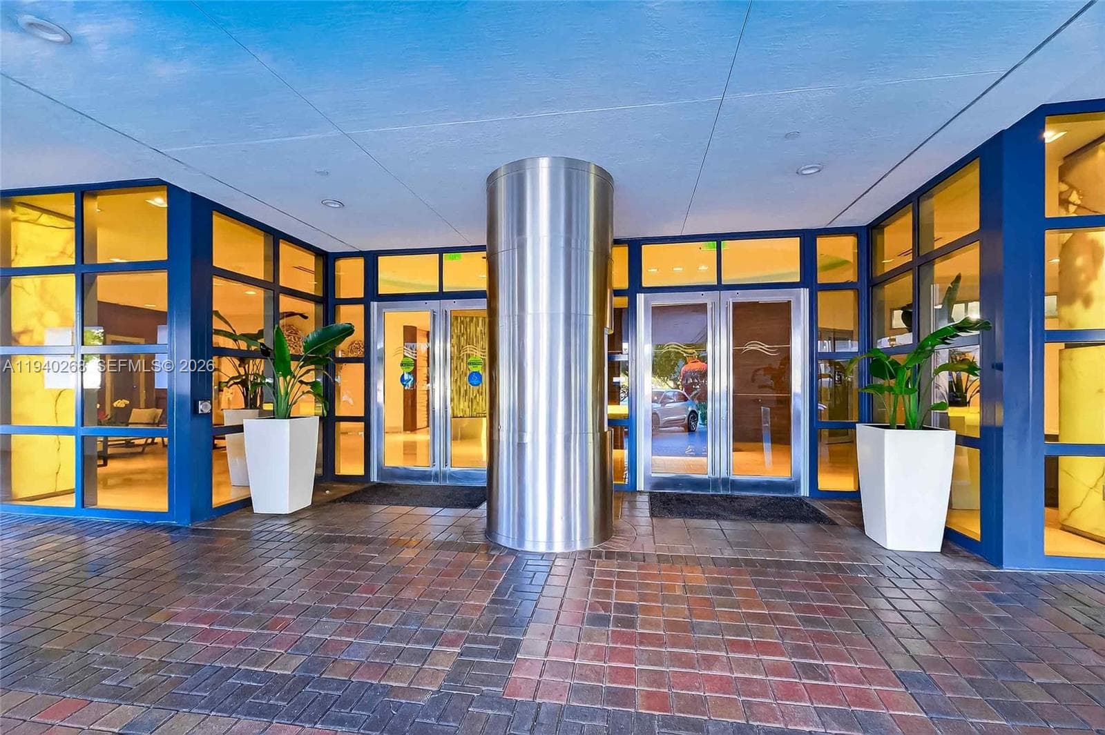 1330 West Ave # 3014, Miami Beach FL 33139 — 70