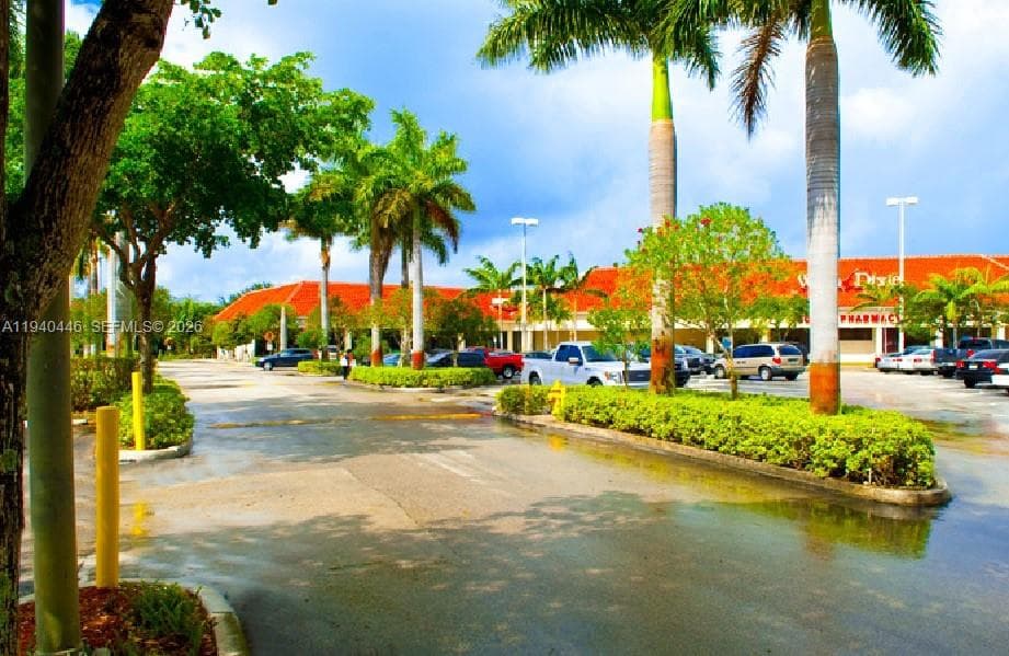 Miami Lakes, FL — 3