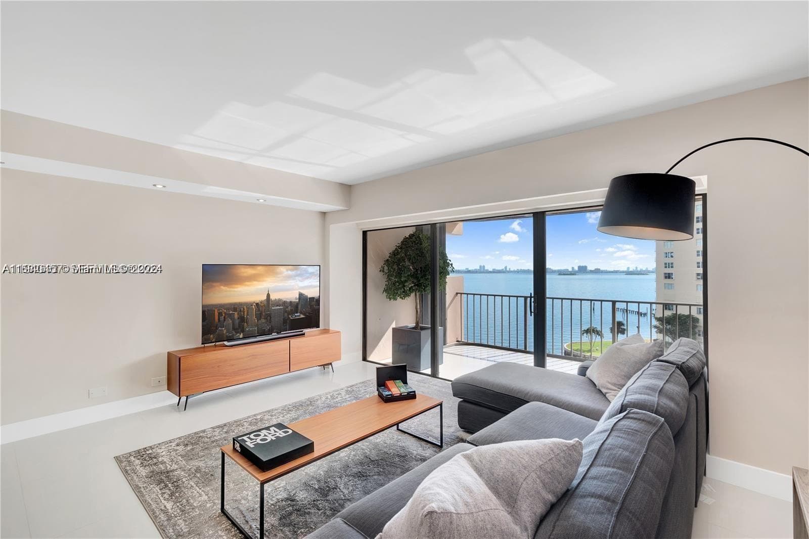 Cricket Club Condo, Miami, FL — 3