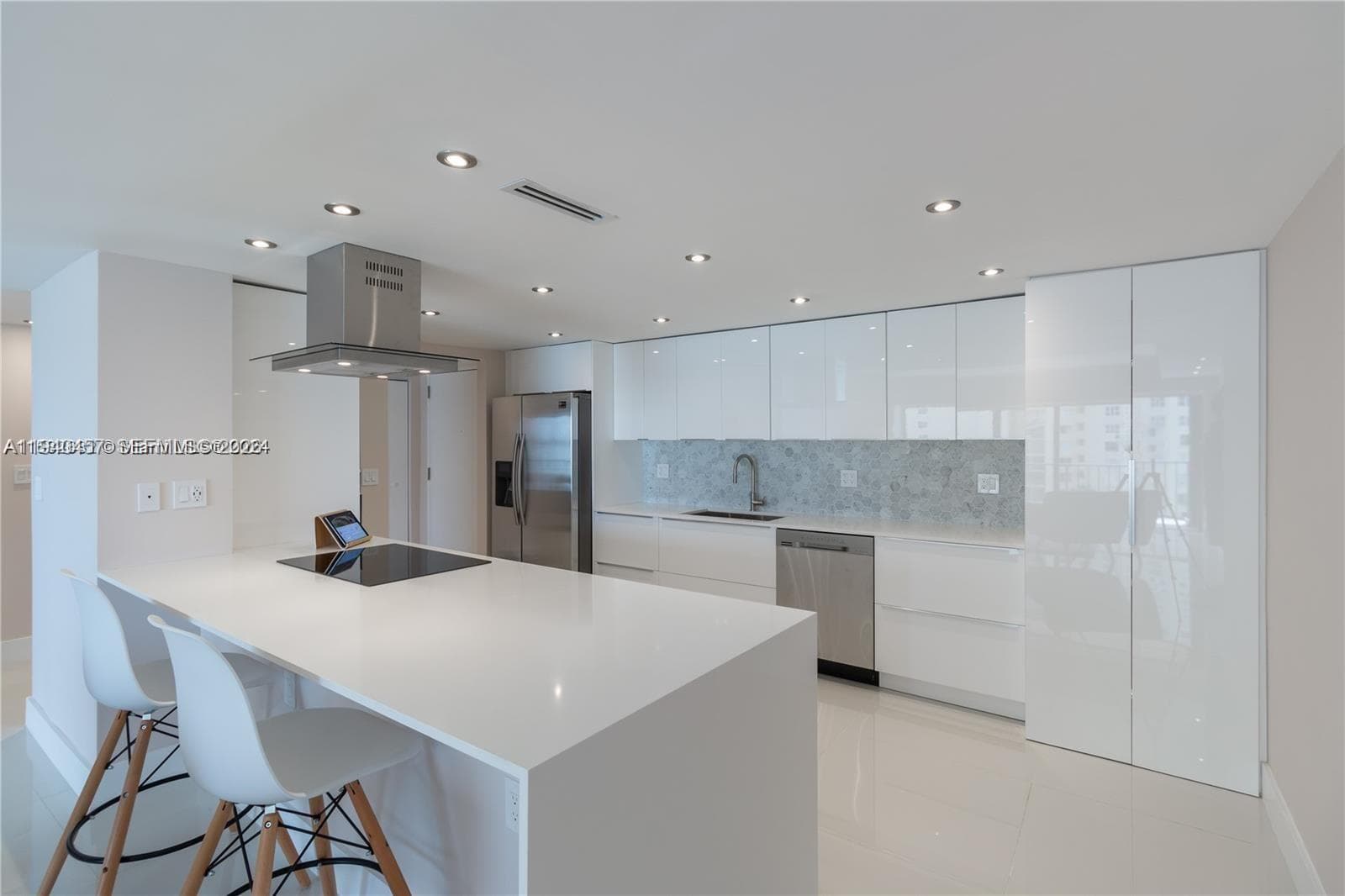 Cricket Club Condo, Miami, FL — 4