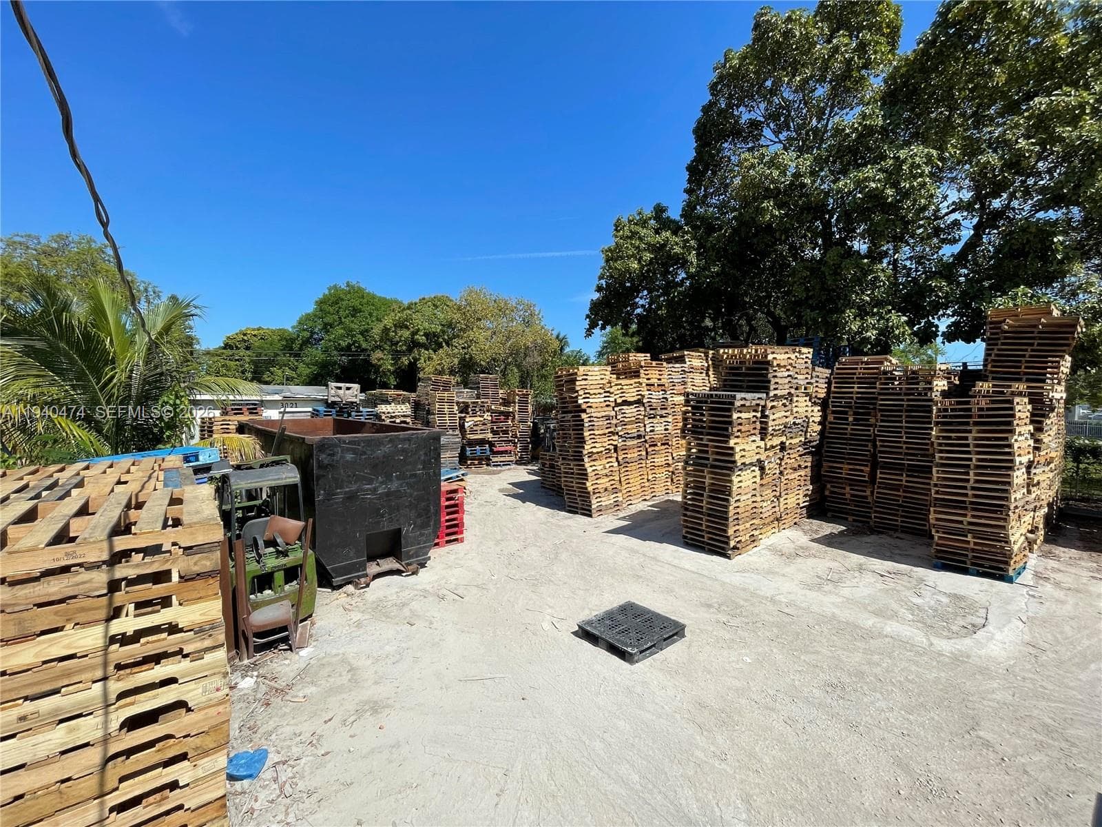 3021 NW 54th St, Miami FL 33142 — 6