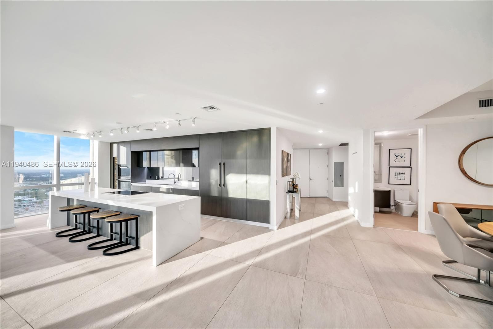 851 NE 1st Avenue # 4612, Miami FL 33132 — 12