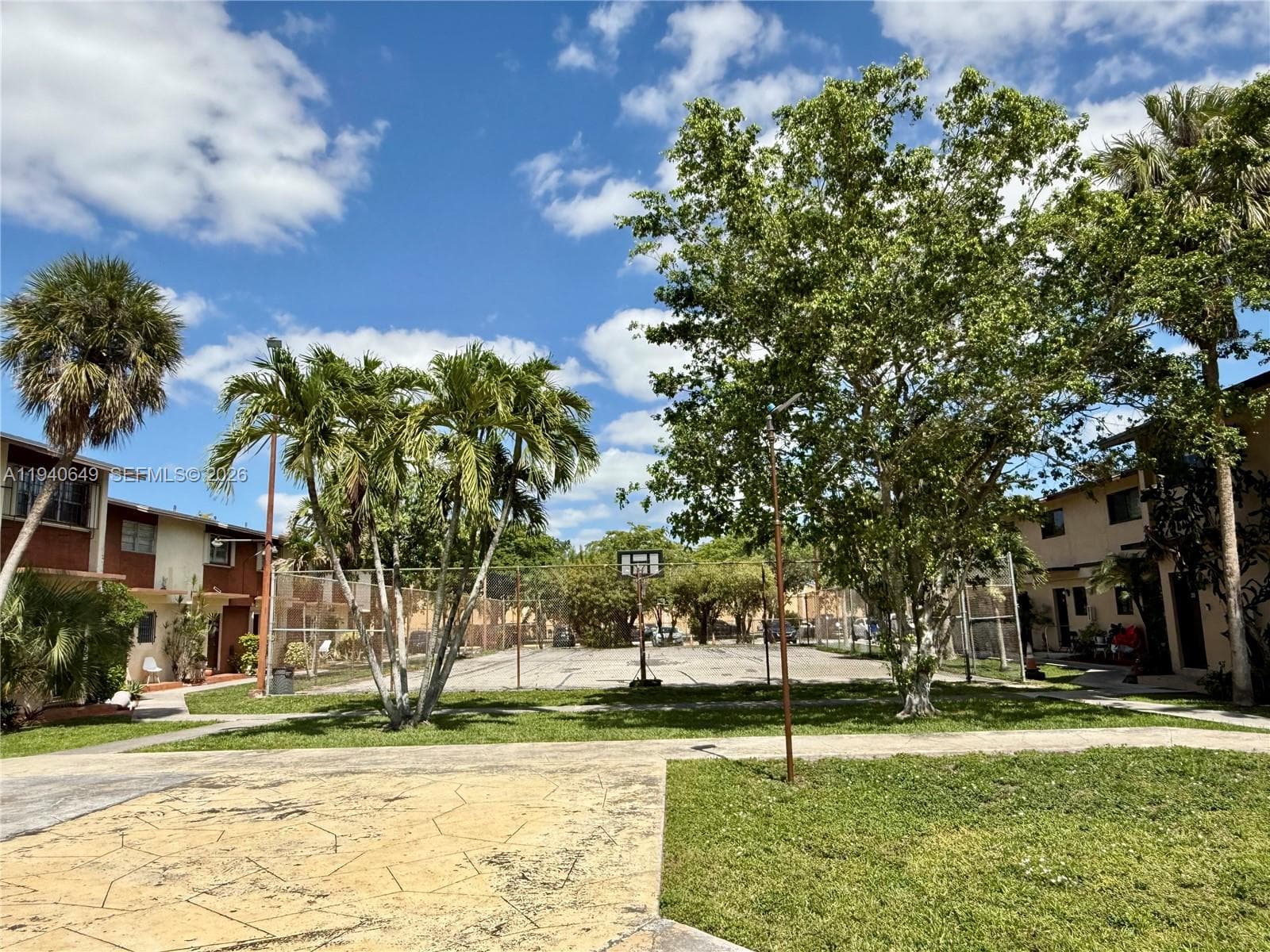 20 SW 108th Ave # F, Sweetwater FL 33174 — 12