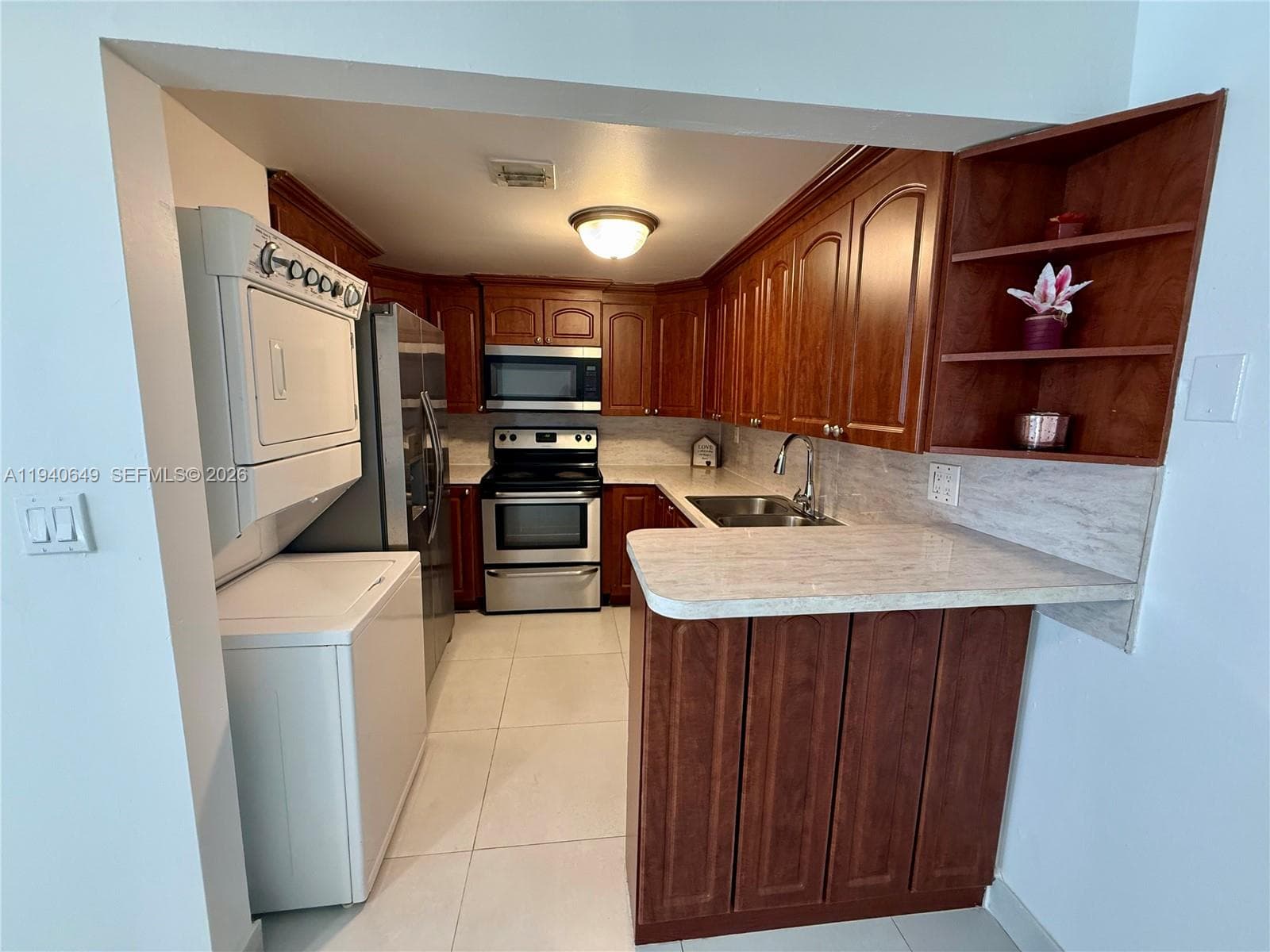 20 SW 108th Ave # F, Sweetwater FL 33174 — 3