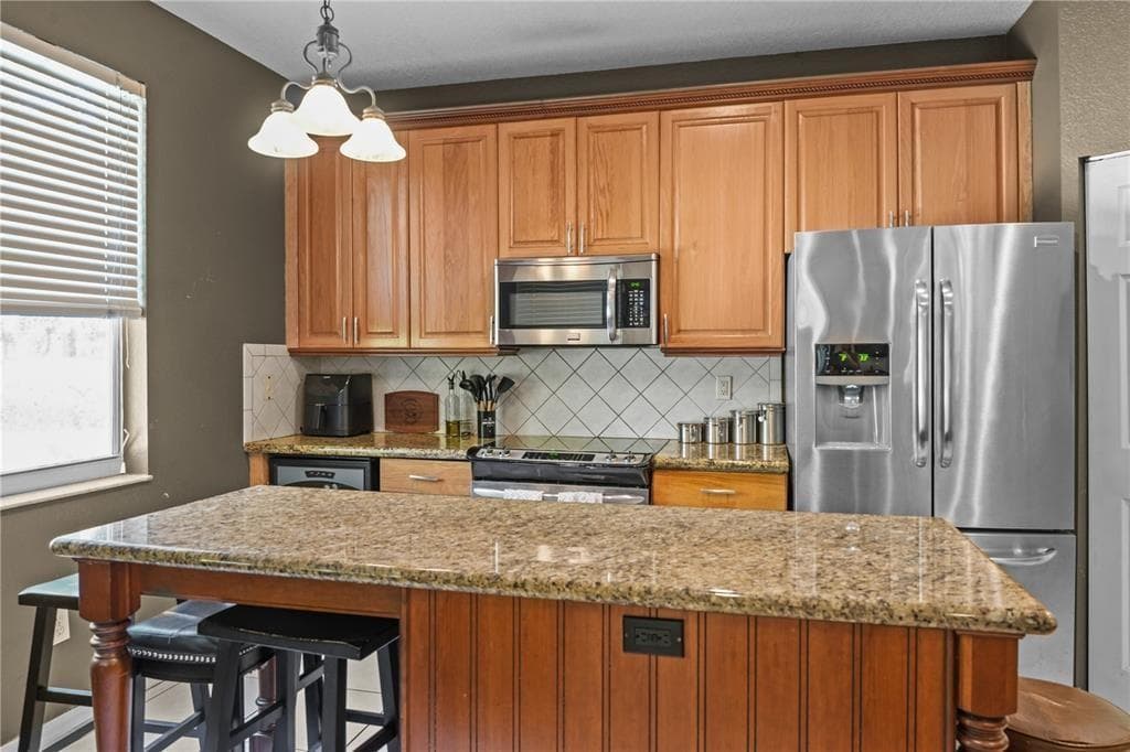 8209 SW 173rd Terrace, Palmetto Bay FL 33157 — 6