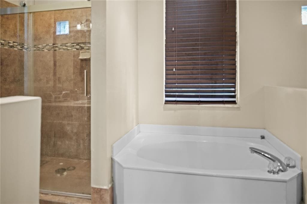 8209 SW 173rd Terrace, Palmetto Bay FL 33157 — 20