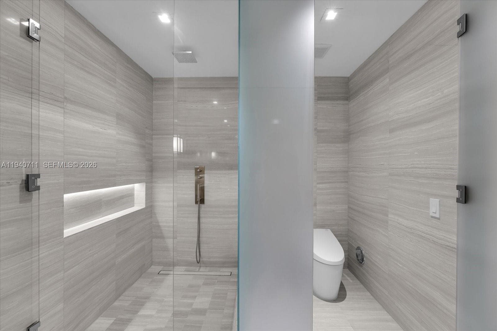 18975 Collins Ave # 302, Sunny Isles Beach FL 33160 — 28