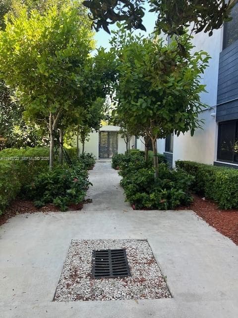 751 NW 1st St # 305, Miami FL 33128 — 4