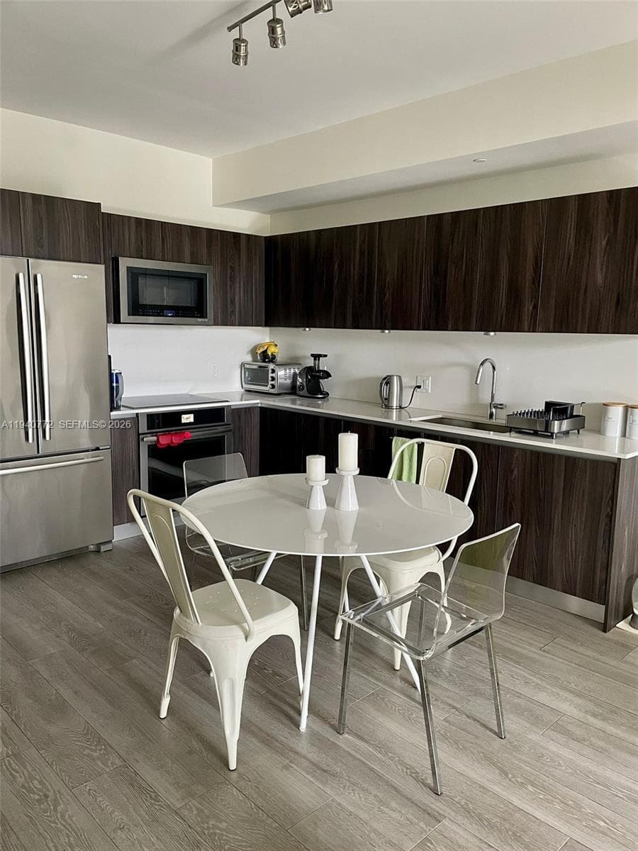 2960 NE 207th St # 714, Aventura FL 33180 — 2