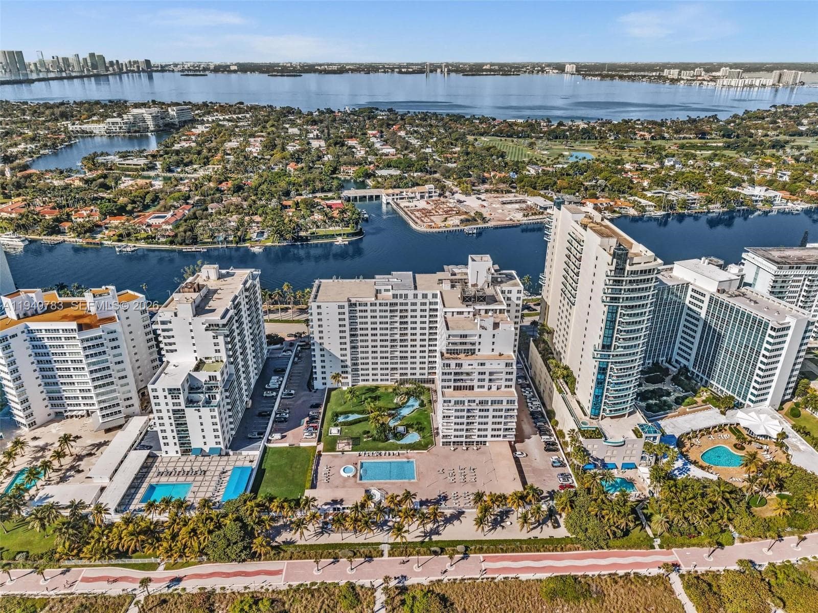 5005 Collins Ave # 824, Miami Beach FL 33140 — 53