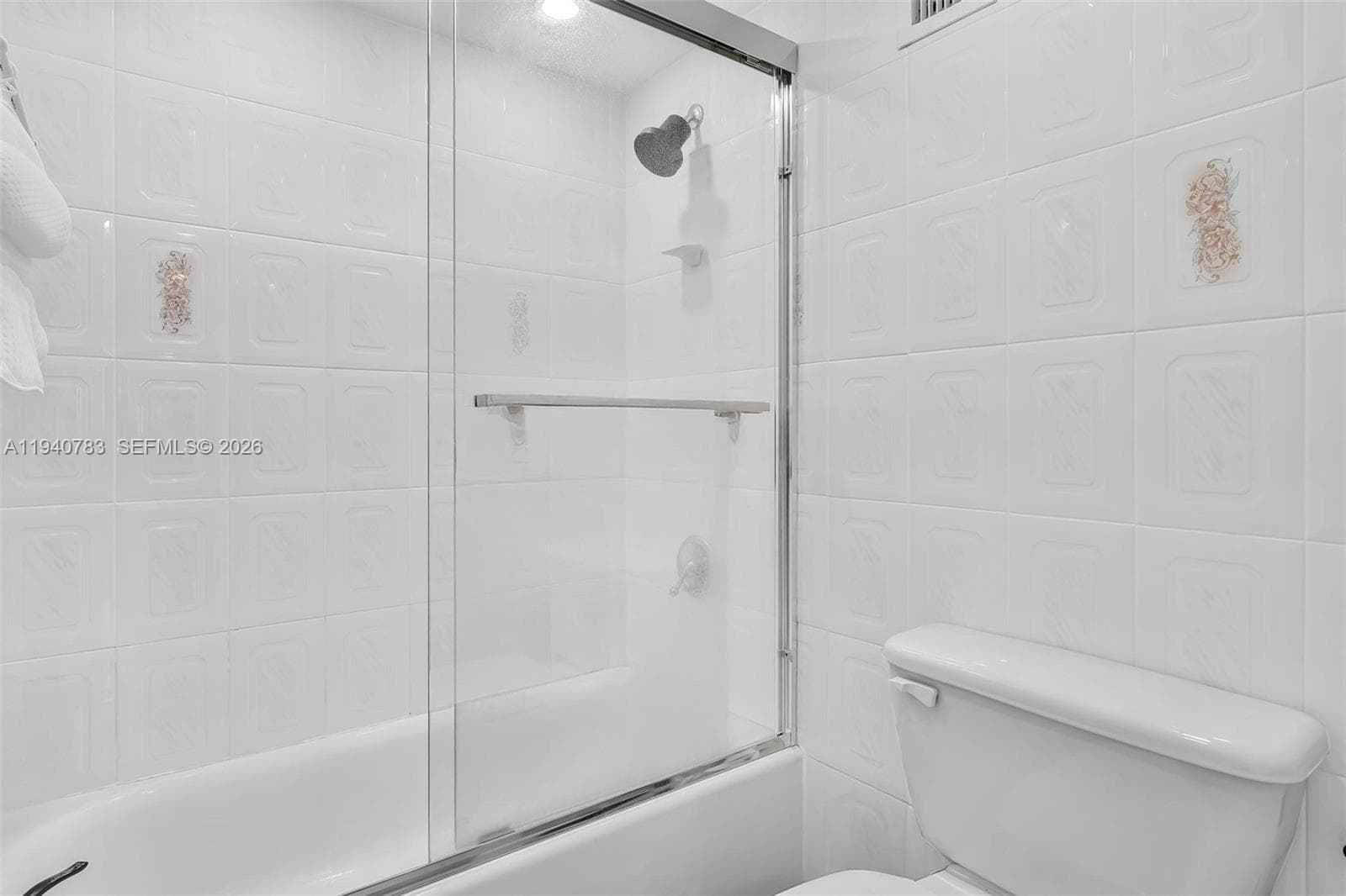 5005 Collins Ave # 824, Miami Beach FL 33140 — 7