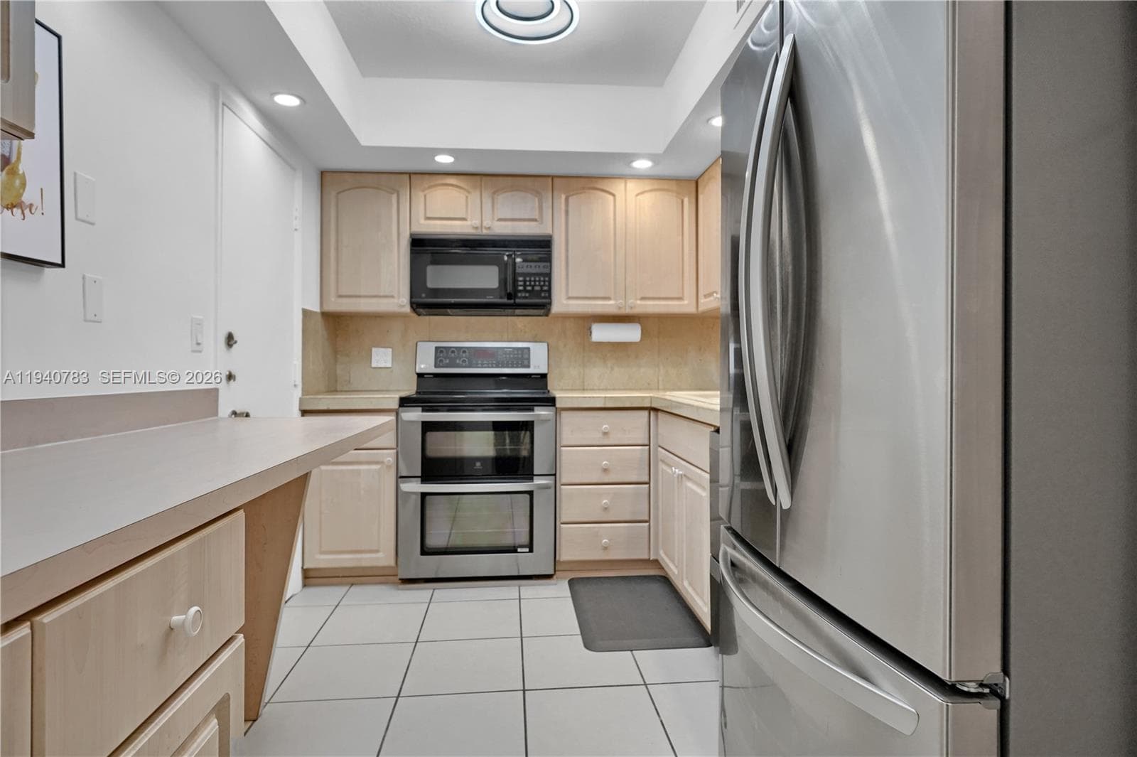 5005 Collins Ave # 824, Miami Beach FL 33140 — 28