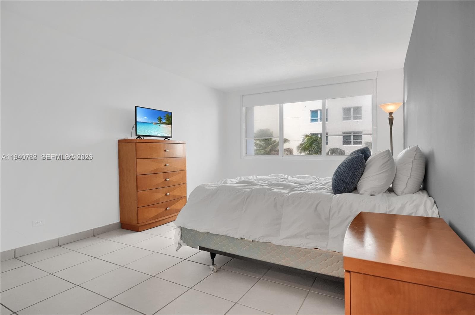 5005 Collins Ave # 824, Miami Beach FL 33140 — 10