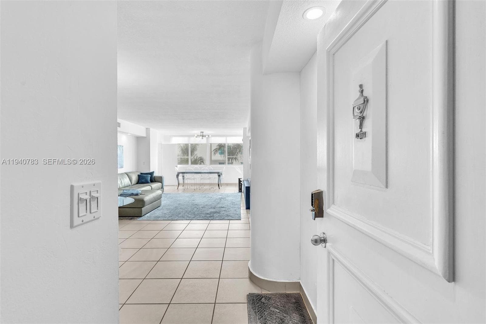 5005 Collins Ave # 824, Miami Beach FL 33140 — 4