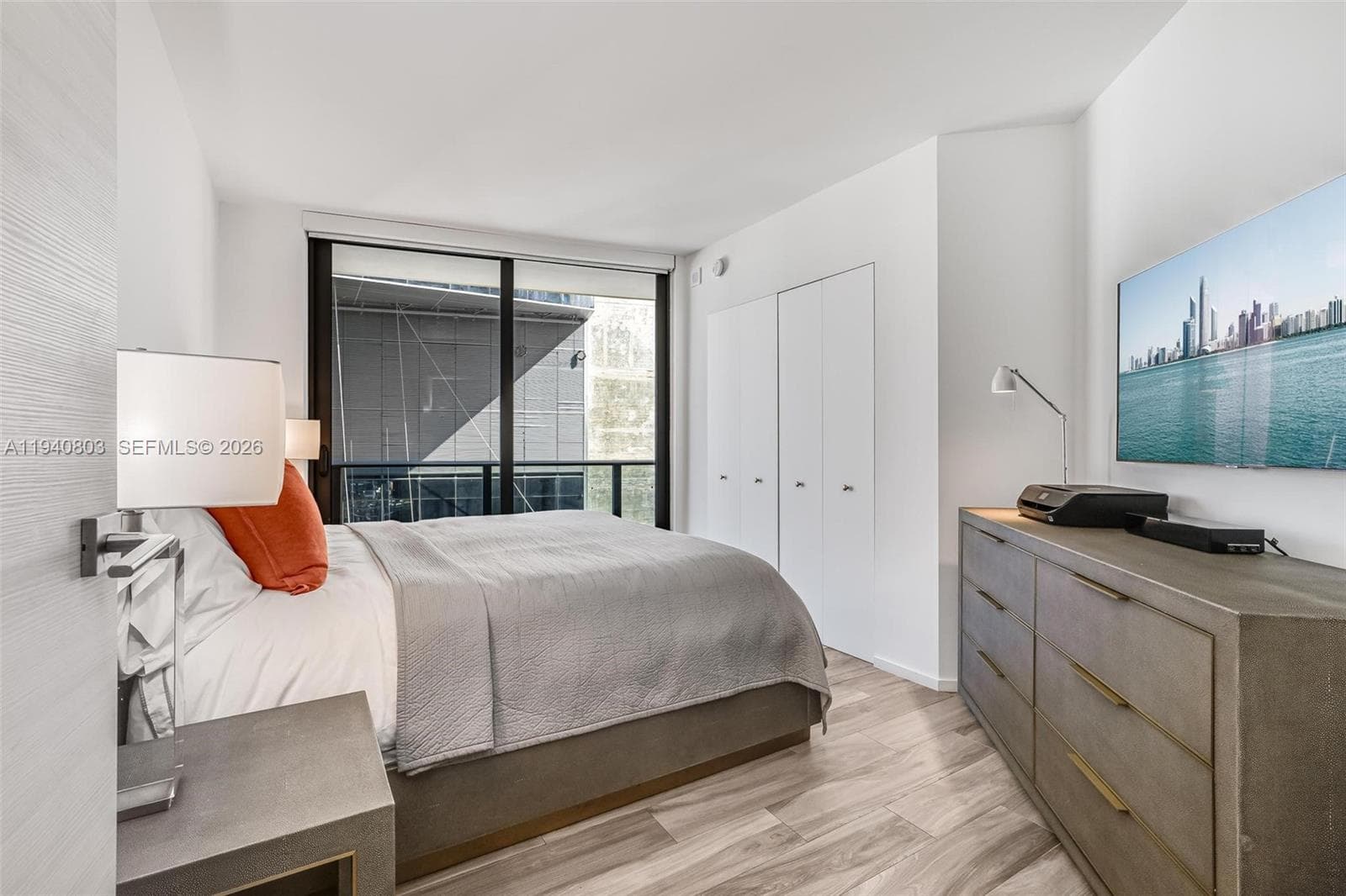 801 S Miami Ave # 2905, Miami FL 33130 — 24